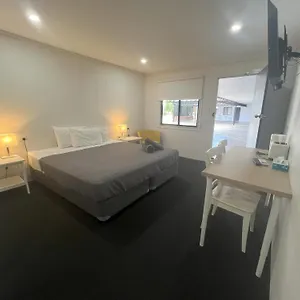 Motel Abajaz Motel-central-king Bed-shaded Parking, Longreach